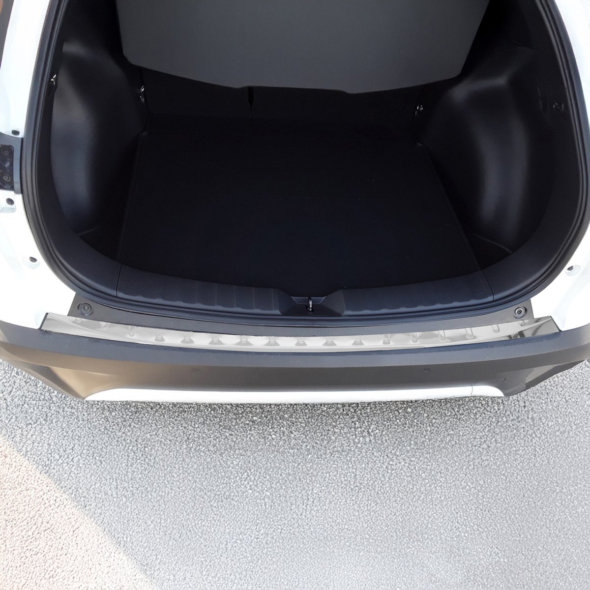 Volkswagen Passat B8 Rear Bumper Sill Cover - Omac - S.Steel - Gloss Silver - 2011-2019